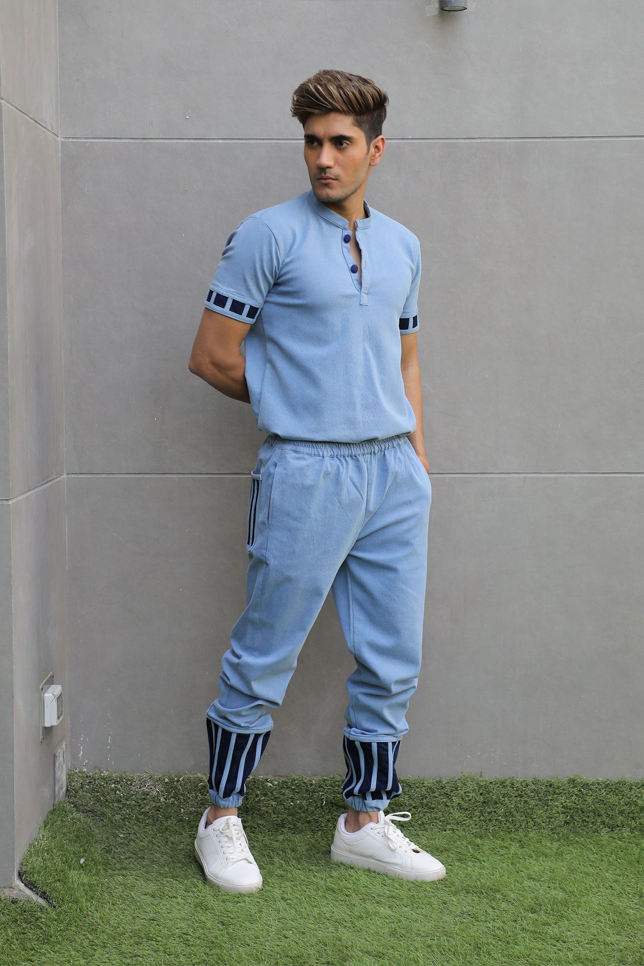 Denim Joggers With Attractive Design