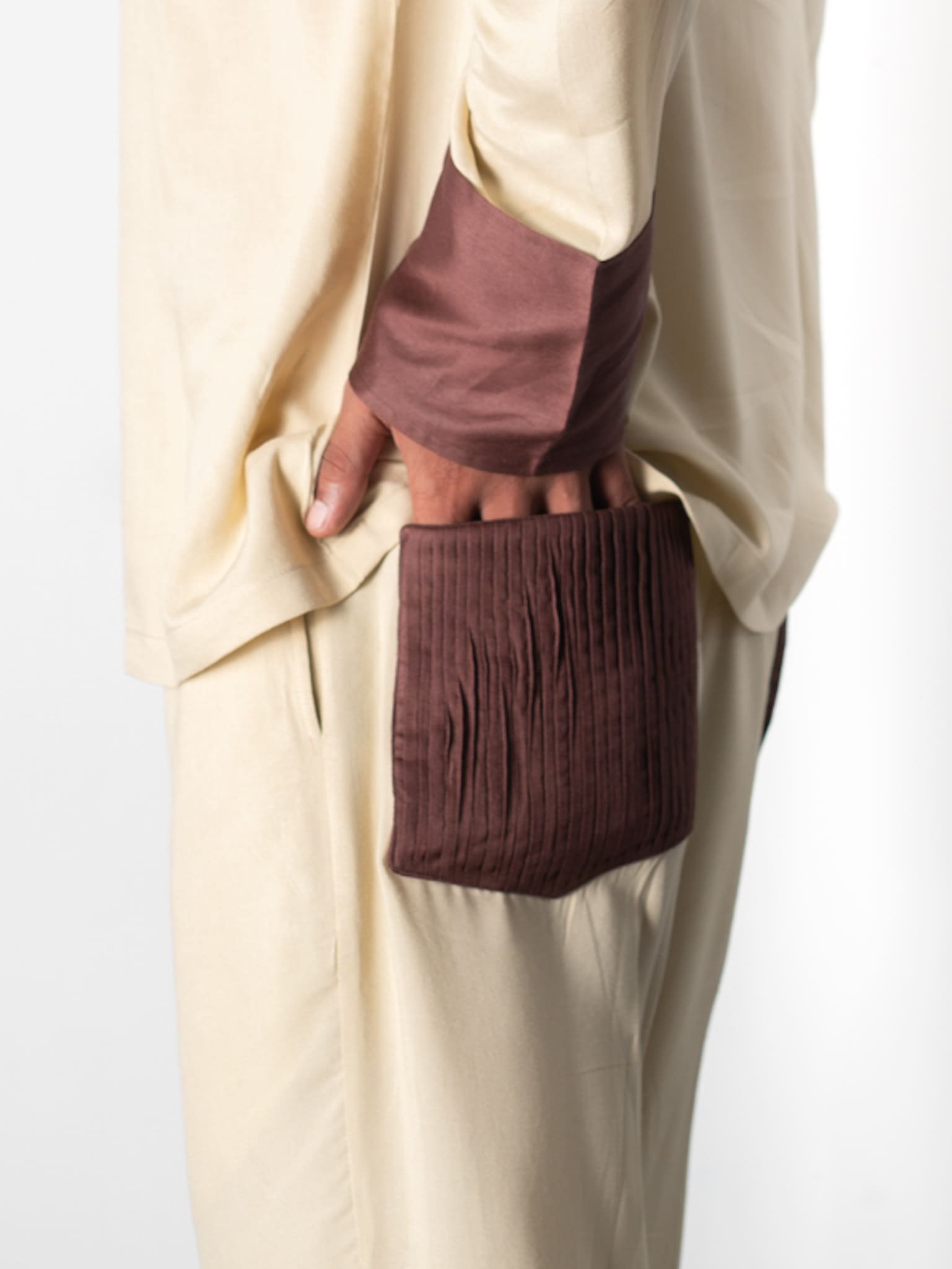 Pants With Pleated Back Pockets