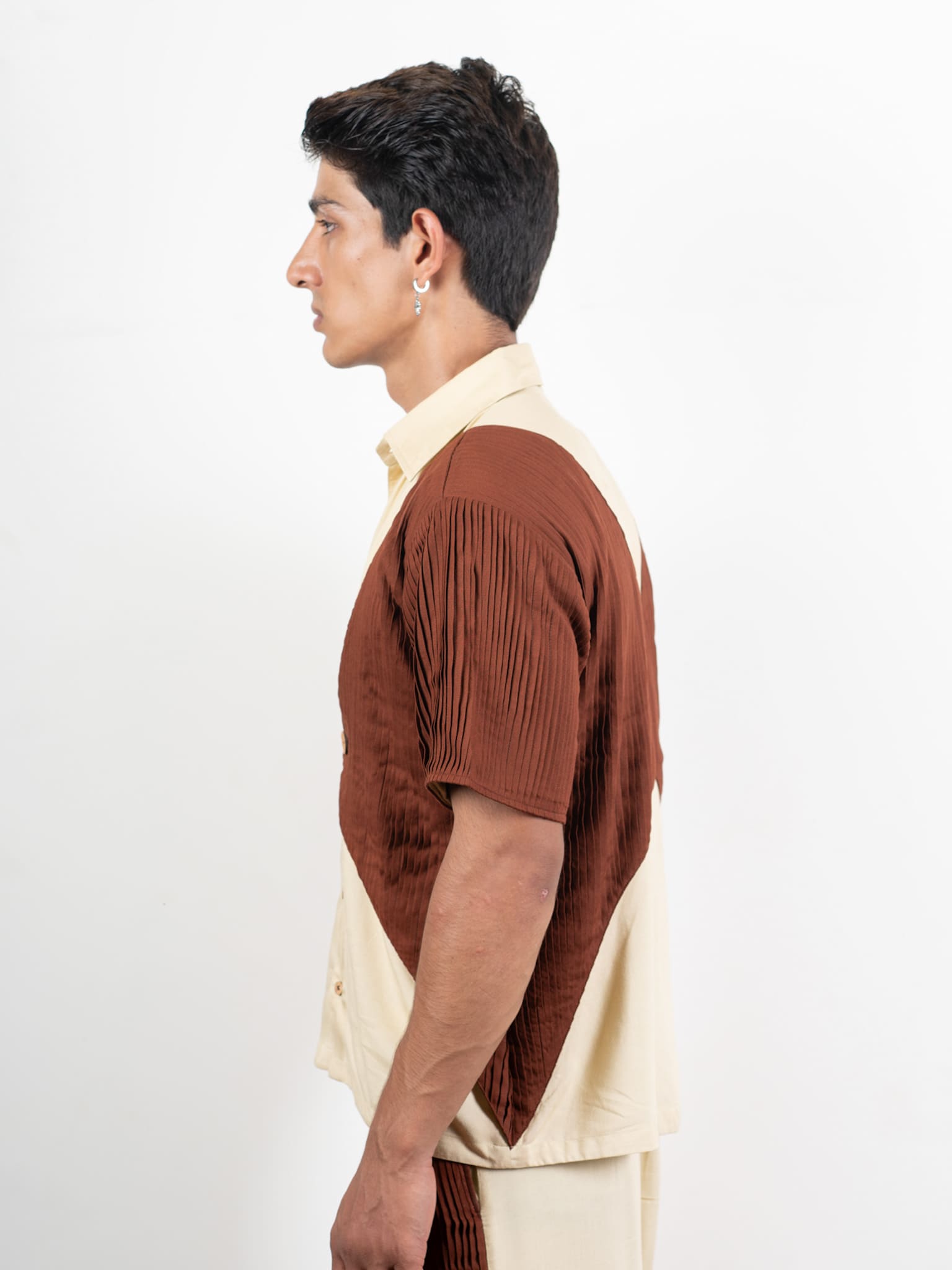 Shirt With Pleated Koti