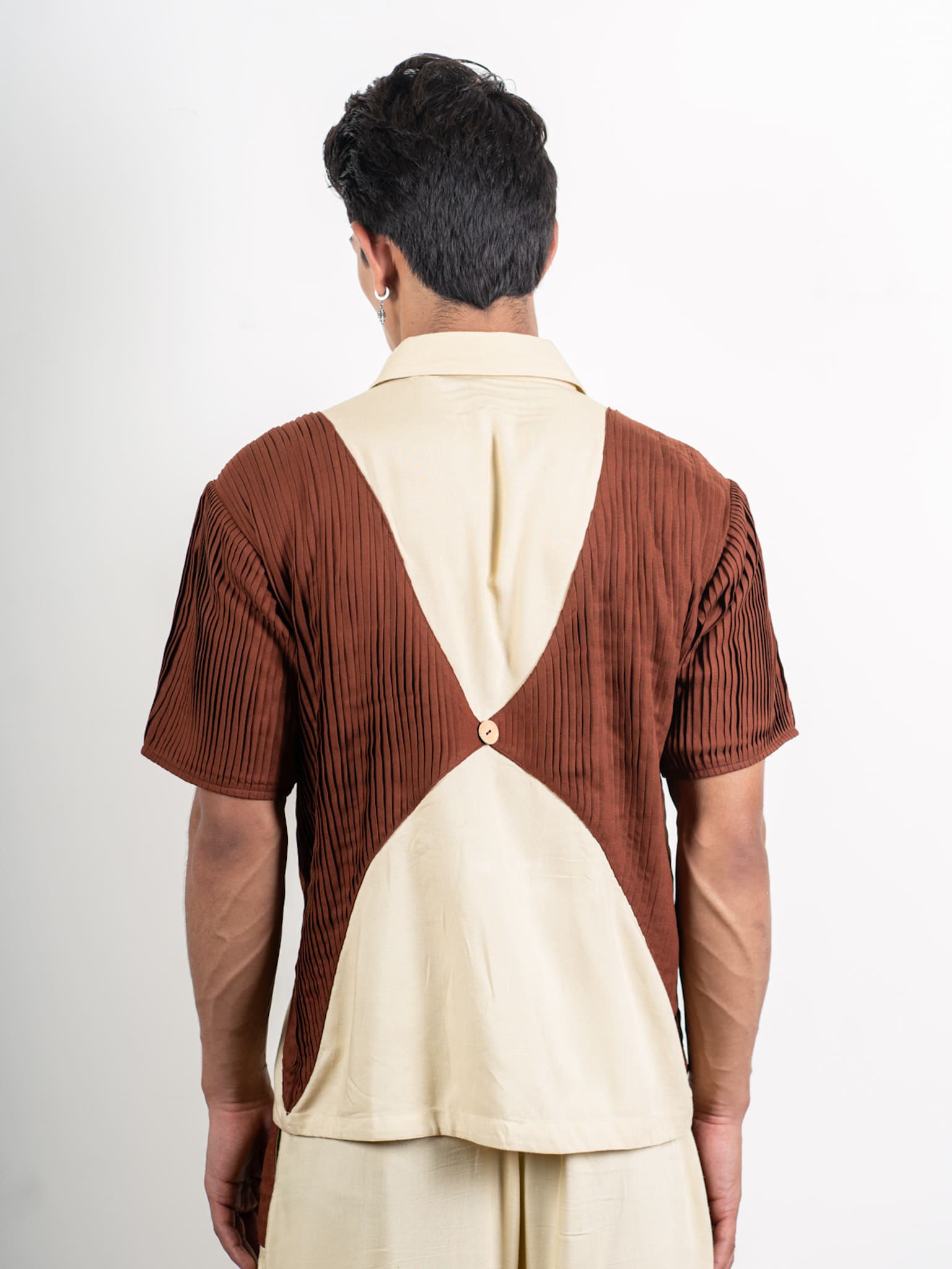 Shirt With Pleated Koti